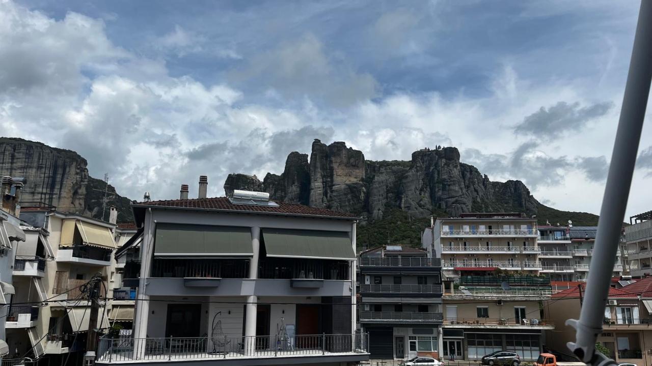 The Side Of Meteora Majestic Apartment Καλαμπάκα Εξωτερικό φωτογραφία