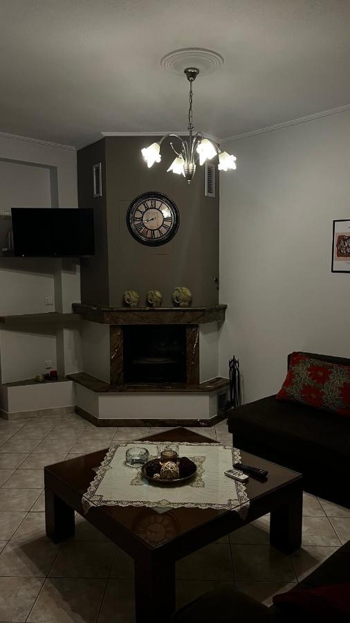 The Side Of Meteora Majestic Apartment Καλαμπάκα Εξωτερικό φωτογραφία
