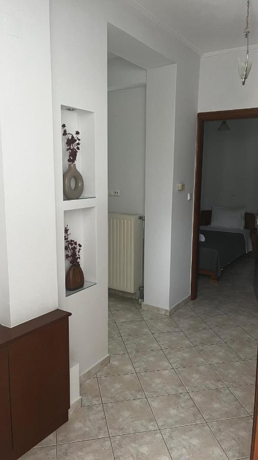 The Side Of Meteora Majestic Apartment Καλαμπάκα Εξωτερικό φωτογραφία